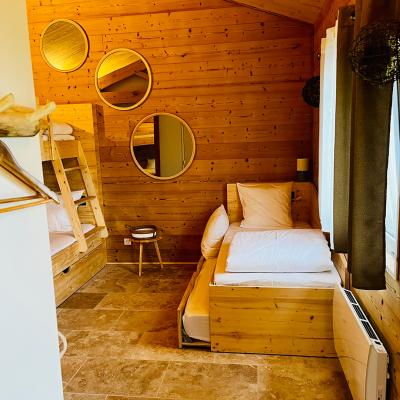 Chambre convives La Grange aux Camélias
